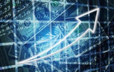Как осуществляется индексация пенсий военным в России?